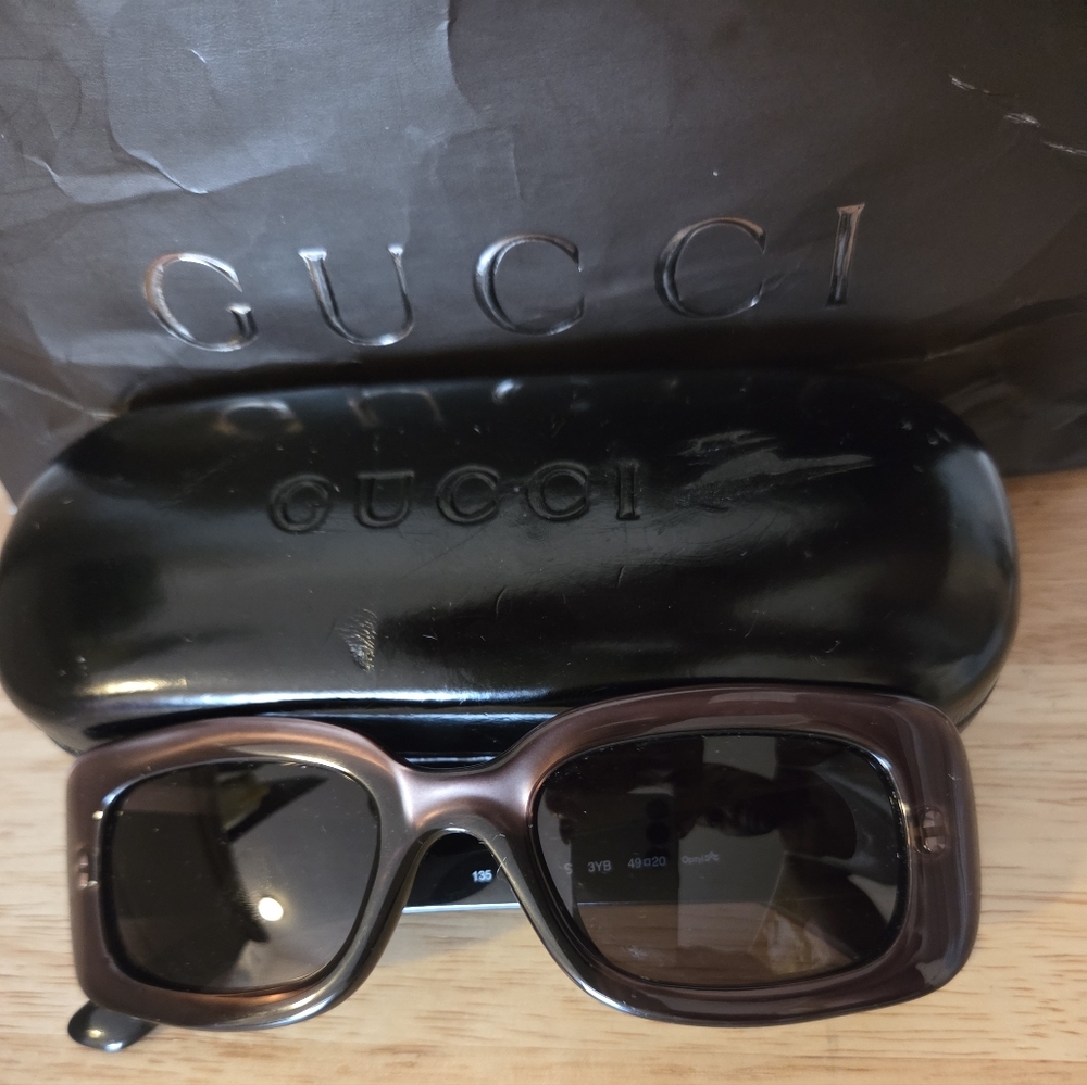 Vintage Gucci Women's Dark Brown Sunglasses